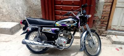 Honda 125. . cdsn 10by10. . Ali 03067546084