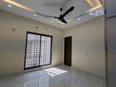 1 Kanal Brand New Upper Portion For Rent In Babar Block Bahria Town Lahore