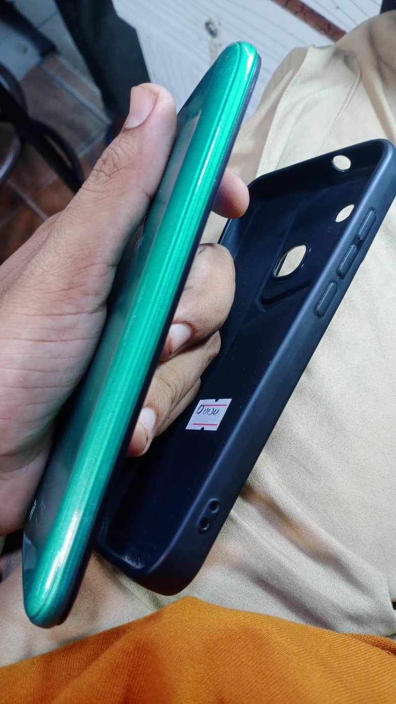 infinix 2 gb 32 gb finger camera battery all ok peace pta approved 5