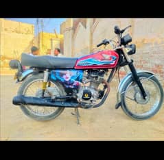 Honda 125 model 2016 condition 9/10  Engine bulkul ok no open no repur