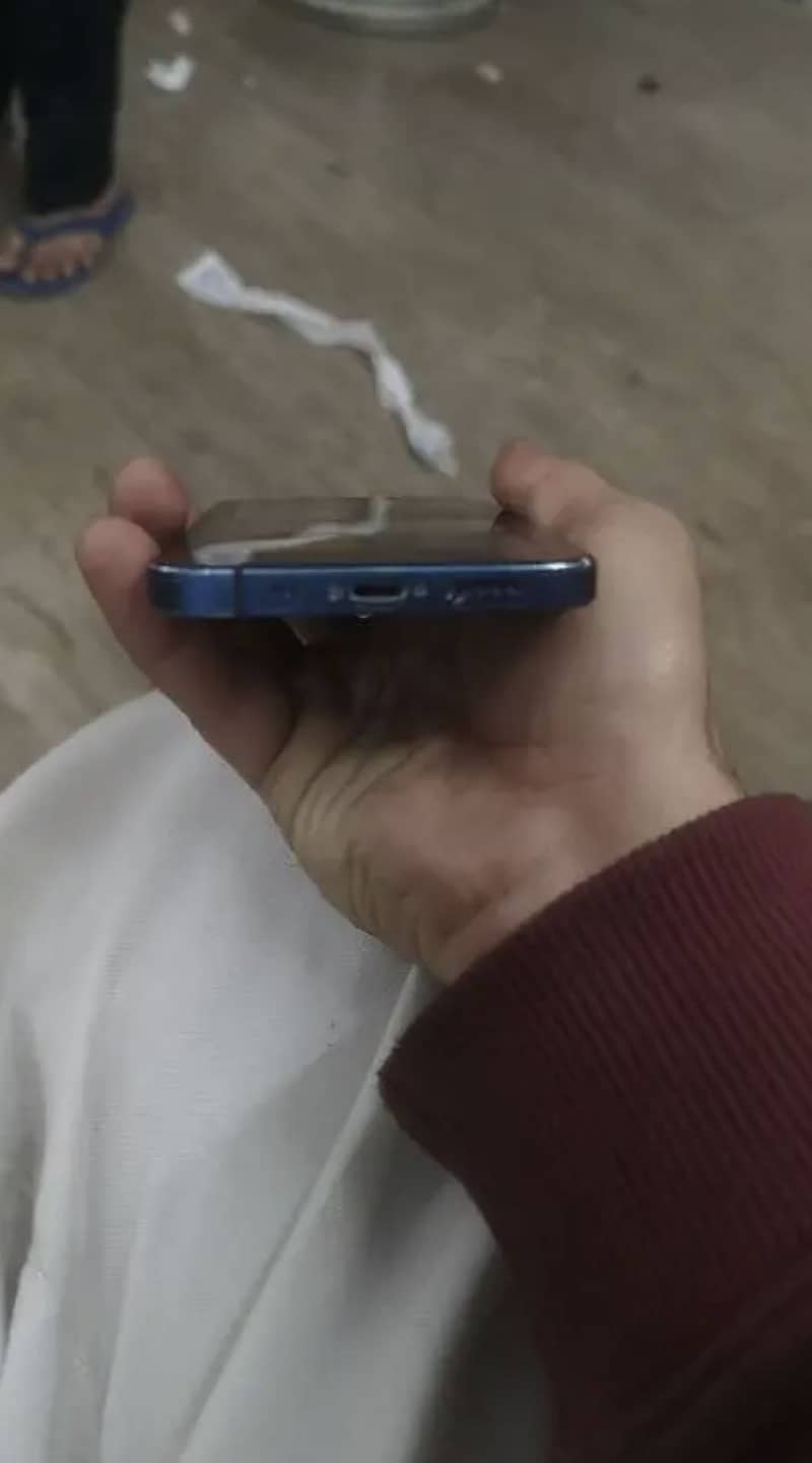 iPhone 12 factory unlock exchange possible only iPhone 4