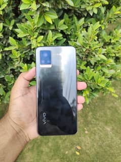 vivo v20 in lush condition