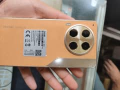 tecno camon 30 8.256 full box 4month us  exchange posibal