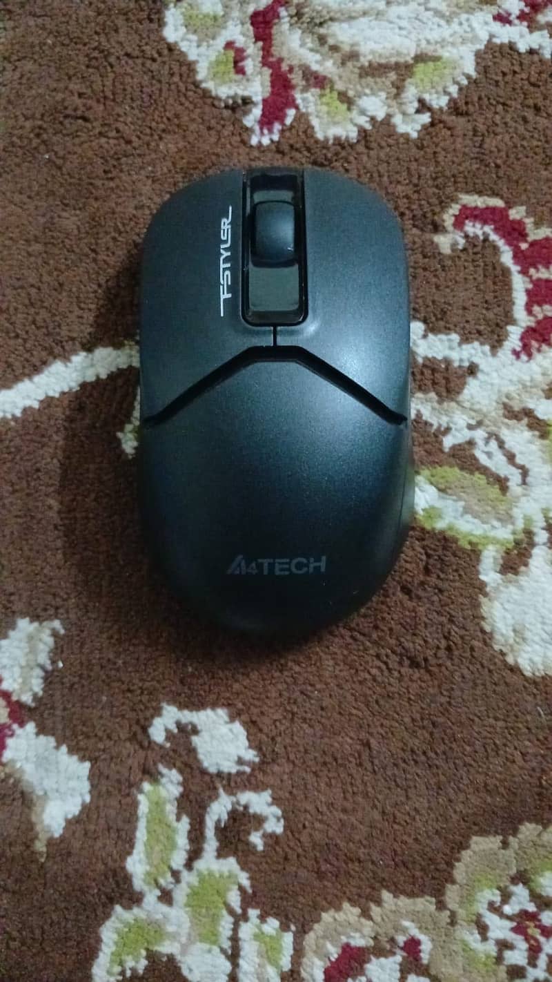 A4Tech Fstyler FG1112s Keyboard mouse combo 1