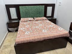 Solid Pure Quality Wooden Full Furniture with Wardrobe, Dressing & Sid