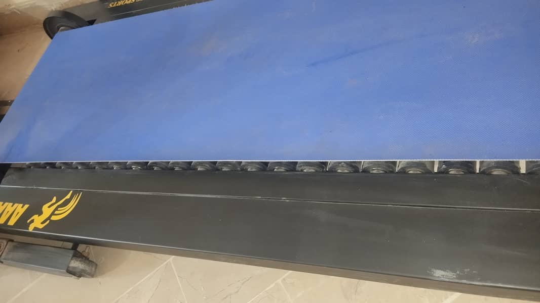 Manual treadmill with twister like new 1