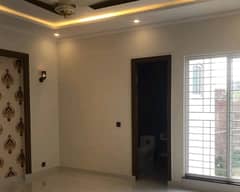 Lower Portion For Grabs In 5 Marla Lahore