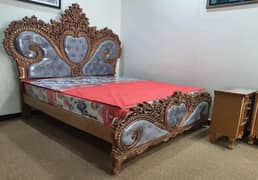 Brand new 02 bed set with side tables dresing king size best for jahez