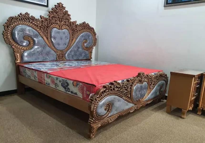 Brand new 02 bed set with side tables dresing king size best for jahez 0