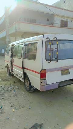 Hiace Mazda e2200