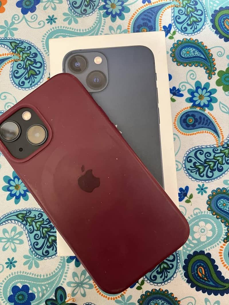 Iphone 13 mini (FU with Box 10/10 Condition) 3