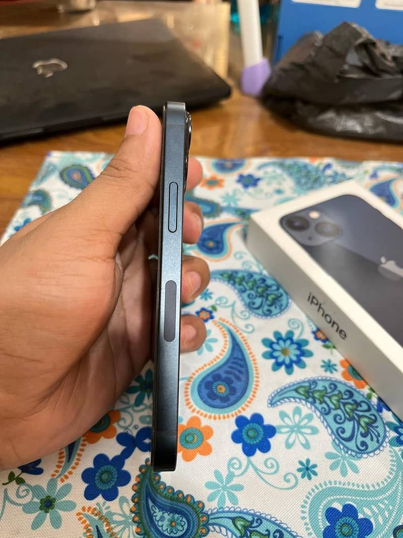 Iphone 13 mini (FU with Box 10/10 Condition) 4