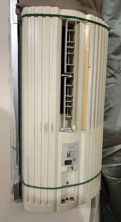 Imported window AC japani one hand use