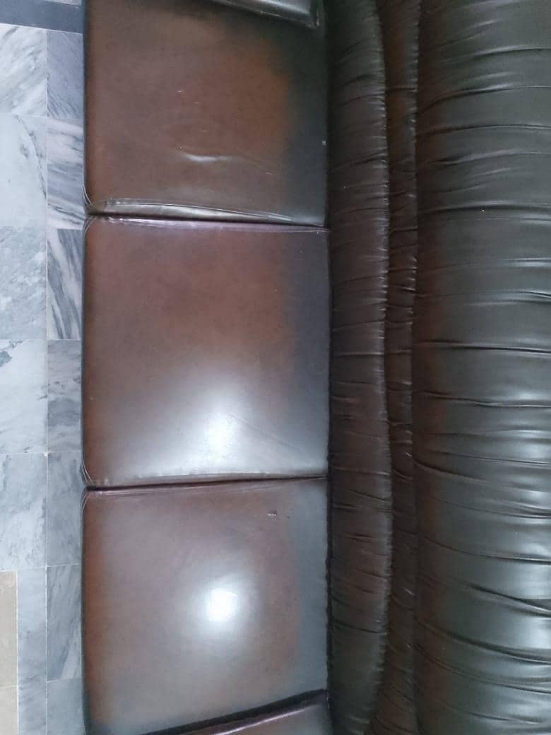 3Seater Sofa in good condition 2
