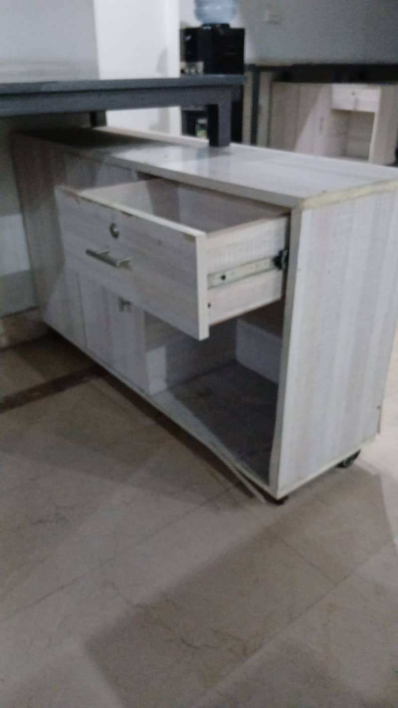 Computer Tables/Workstation - Lowest Price 5