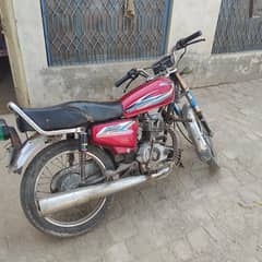 HONDA 125 2009 model bike