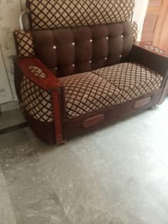 2 seater fofa neat and clean  ha
