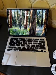 Macbook M4 16GB 512GB 13”