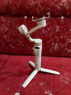DJI