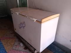 Deep freezer