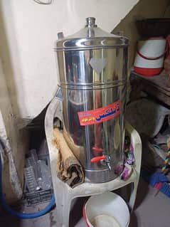 water colaer also steel tabal