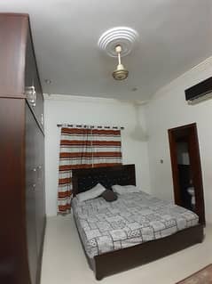 Portion for sale in Gulshan block 3,west open,park facing