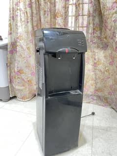 Orient Dispenser