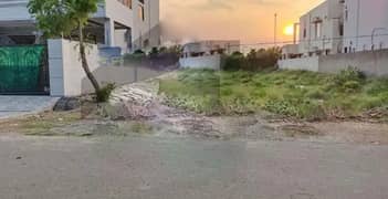 1 Kanal Top Location Plot No- 1955 Block Y Phase 7 DHA Lahore For Urgent Sale