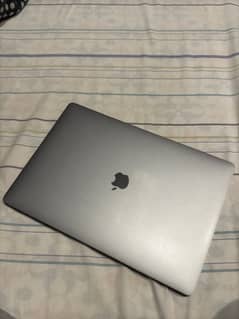 macbook pro 2019.16” inch
