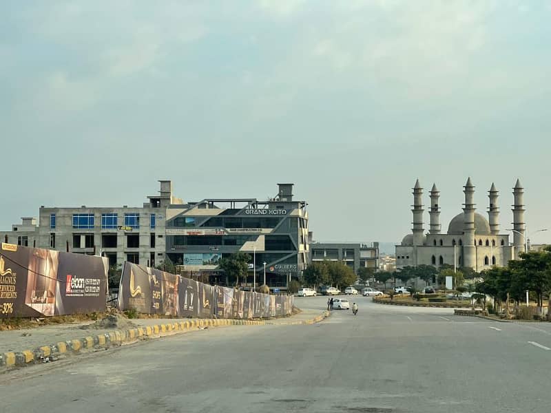 14 Marla Main Boulevard Back Possession Plot For Sale In Block L 1