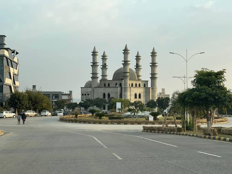 14 Marla Main Boulevard Back Possession Plot For Sale In Block L 12