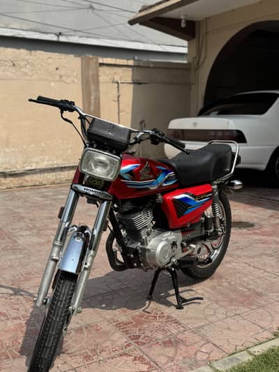 Cg 125 (Red colour 24 model)