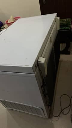 Dawlance chest Freezer single door for sell