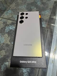 New condition with box 12GB 512.