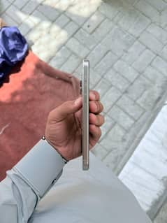 Iphone 15 pro max jv 256 gb 100 bettry helth