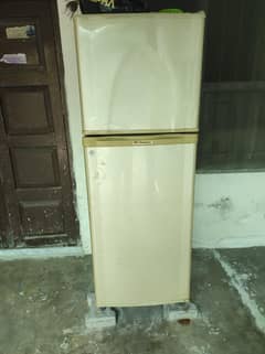 dawlance fridge