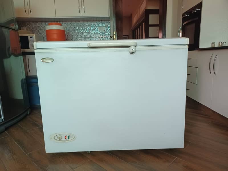 Waves deep freezer, in good running condition.  Rating 8. 1