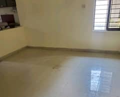 1066 Square Yards Spacious Upper Portion Available In F-10 For rent