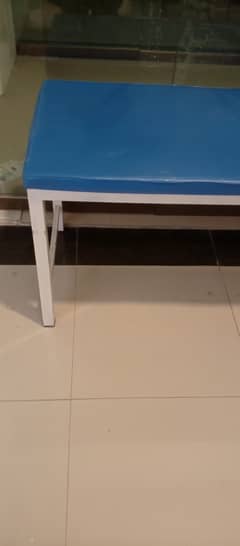 saloon bed available for sale