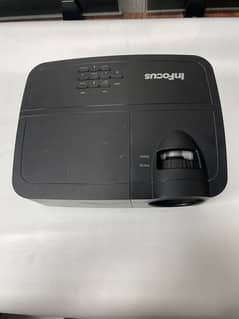 InFocus IN112a Projector 3000 Lumens HDMI,VGA, Excellent Condition