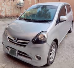 Daihatsu Mira es 2012
