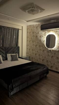 One bed luxury apartment for short stay like(3to4)hours in bahria town