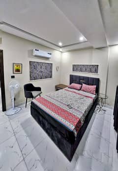 1 Bedroom VIP Full furnish flat per day available in Bahria town Lahore