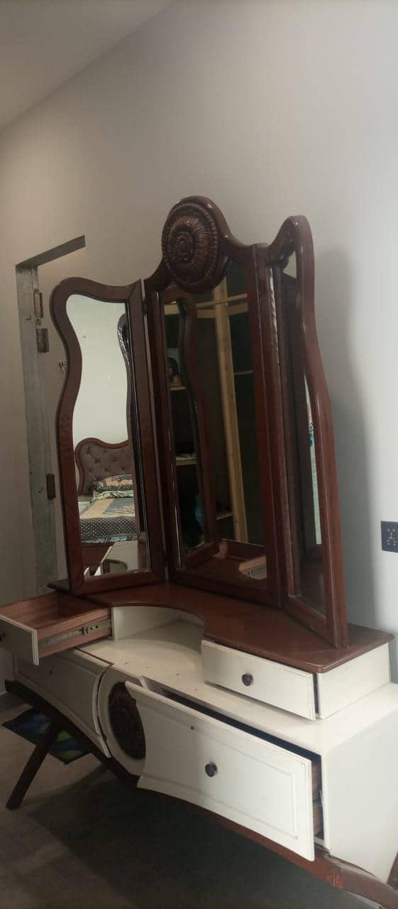 king size bed with side tables and dressing  table 6