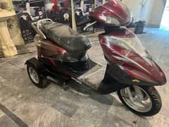 united 100cc self start petrol scooty 2021