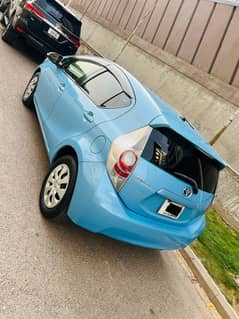 Toyota aqua s