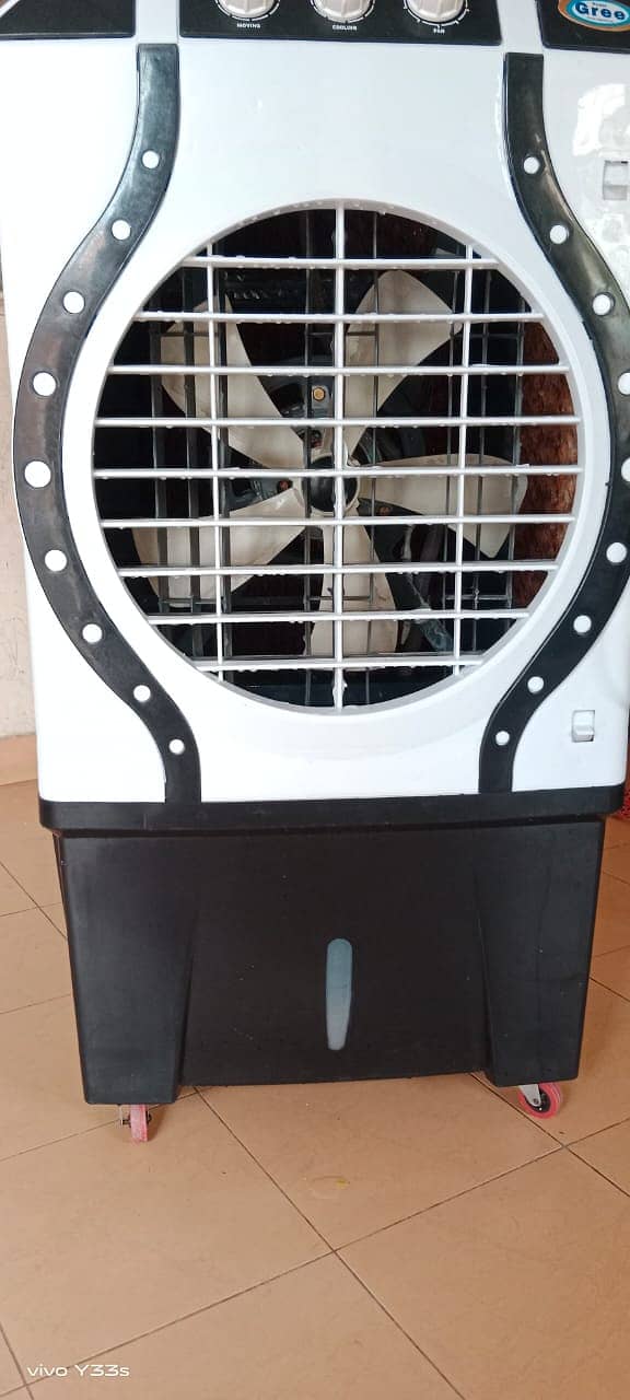 Almost in new condition one month use only 1