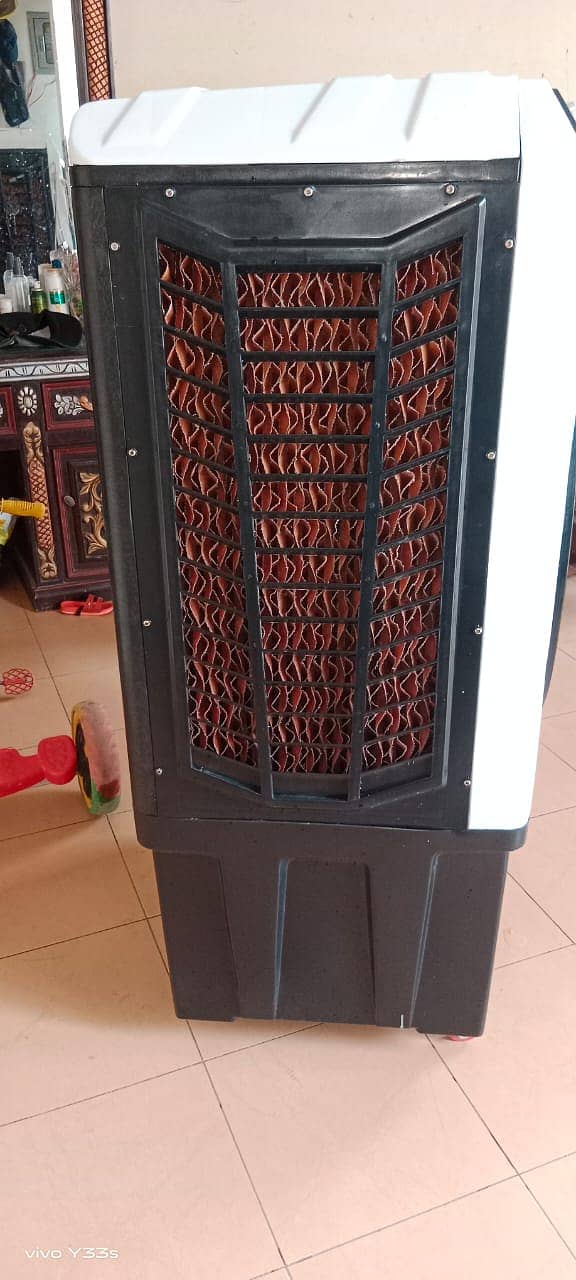 Almost in new condition one month use only 3