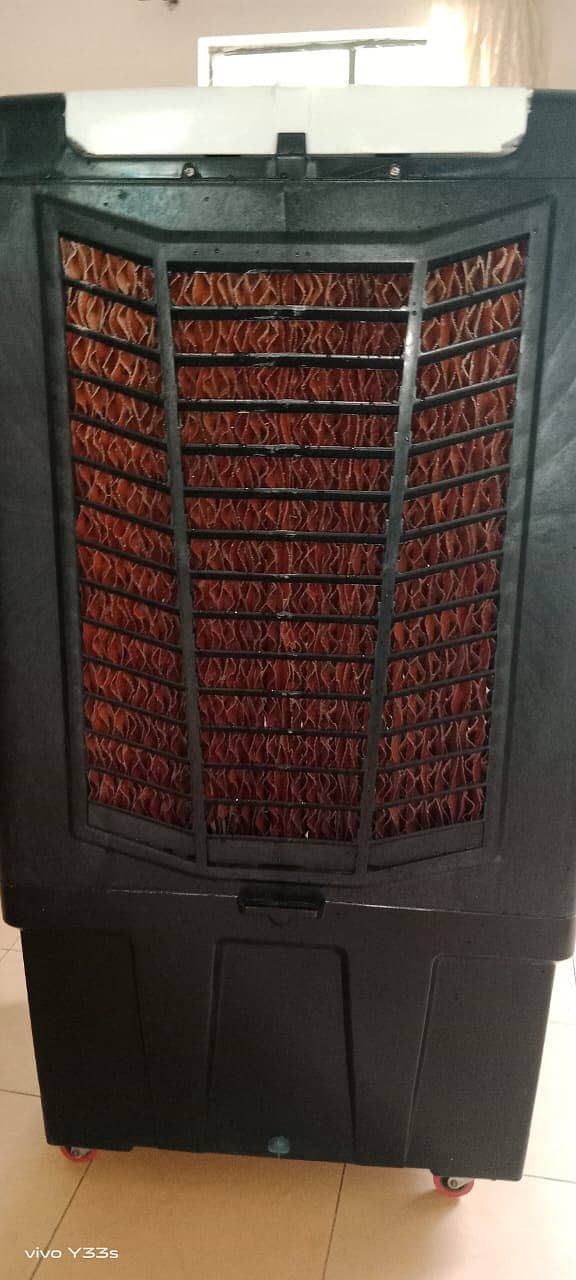 Almost in new condition one month use only 4
