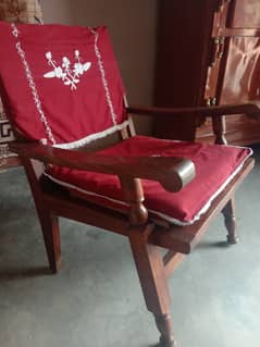 Chairs (wooden)